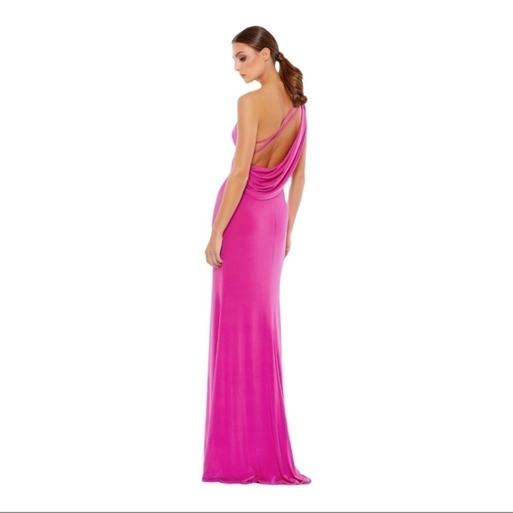 NWOT Mac Duggal Draped Back slit Jersey Gown size 4